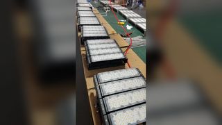 CREE 1750W IP66 LED Stadium Lighting with 120000lm Output for Outdoor Arenas and Flood L