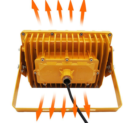 Easy Install IP66 Explosion Proof Lamp with 50W-200W Power Range for Hazardous Locations