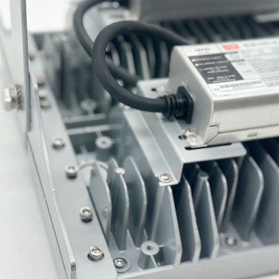 High Brightness IP66 Waterproof LED Modular Flood Light with 50000H Long Life for Industrial Lighting