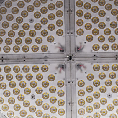 IP66 Waterproof LED Stadium Lighting with 3000-6500K Color Temperature and 50,000 Hours Lifetime for Outdoor Gymnasium