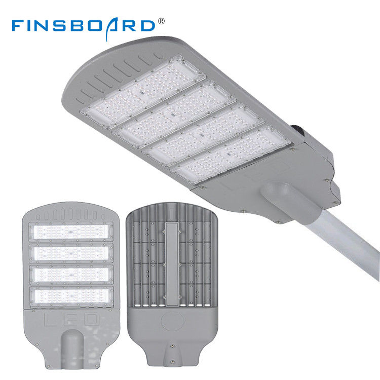 IP65 Waterproof LED Street Light with SMD2835/3030 Chip for Highway Lighting in 100W-200W Power Range