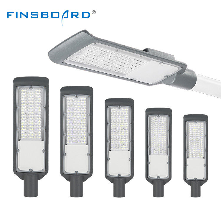 High-Efficiency 3000-6500K IP66 Waterproof LED Street Light for Outdoor Highway Lighting with 125lm/w Efficiency