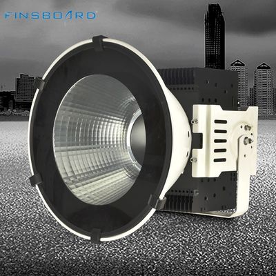 IP65 Waterproof LED High Bay Lighting 200W-700W Tower Crane Lights with 140lm/W Efficiency